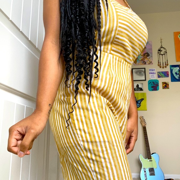 Yellow and white striped romper - Picture 2 of 4